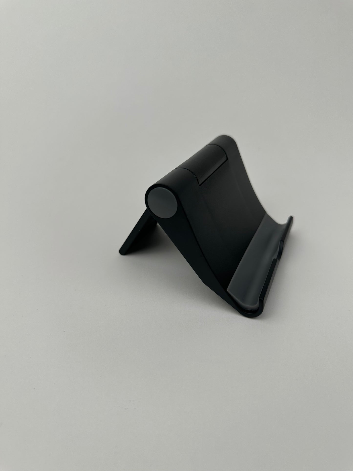 TONI&GUY PHONE HOLDER