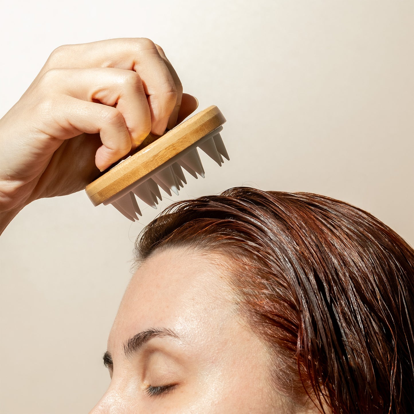 KYIR Stimulating Scalp Tool